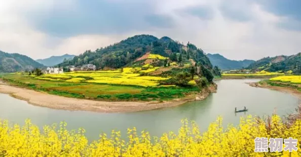 一区：这个地方的风景真美，值得一去！希望能有更多人来这里旅游