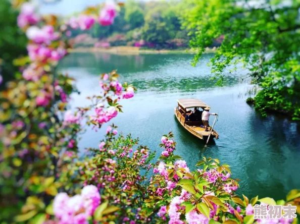 一区：这个地方的风景真美，值得一去！希望能有更多人来这里旅游