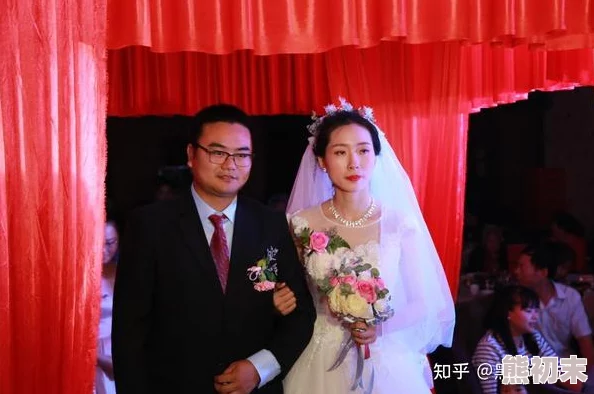 小说人物王亮李晨李美诗王亮意外发现李晨的秘密李美诗面临艰难抉择